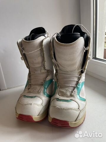 Сноубордические ботинки 38