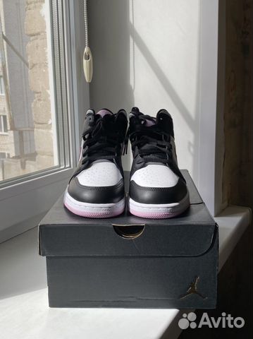 Nike Air Jordan 1 Mid Arctic Pink 40 EU