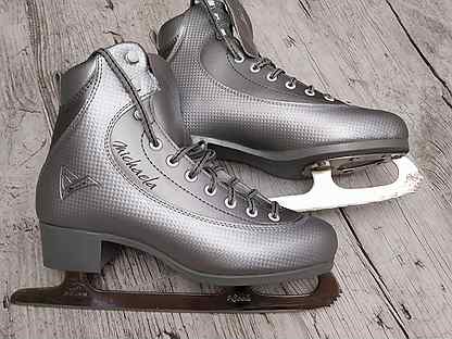 Коньки Botas Dagmar