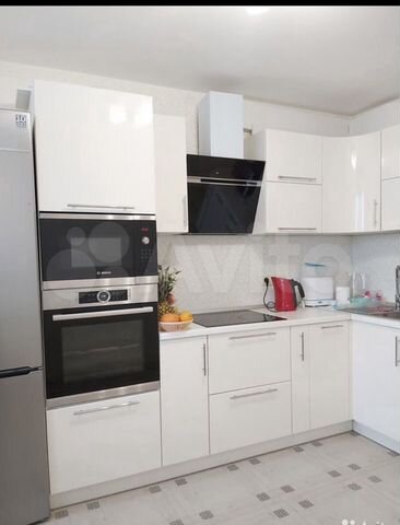 2-к. квартира, 71 м², 3/16 эт.