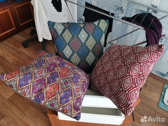 Подушечки для диванов