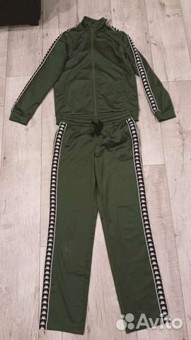 Спортивный костюм