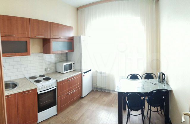 1-к. квартира, 40 м², 8/10 эт.