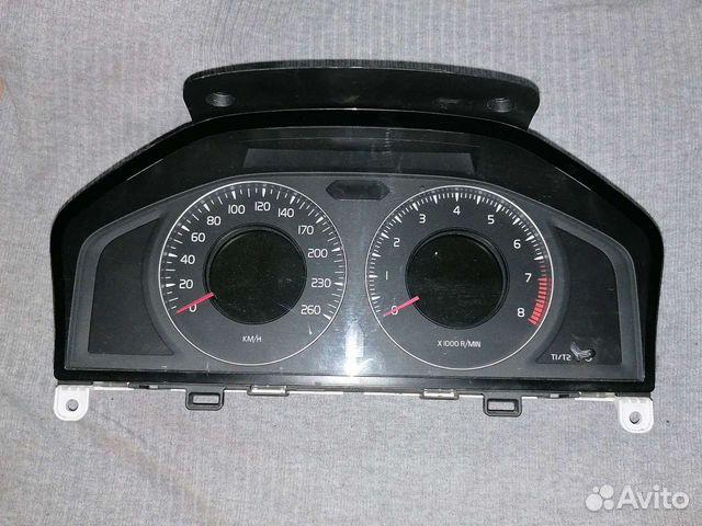 Щиток приборов вольво 740
