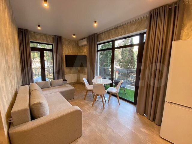 2-к. квартира, 45 м², 2/14 эт.