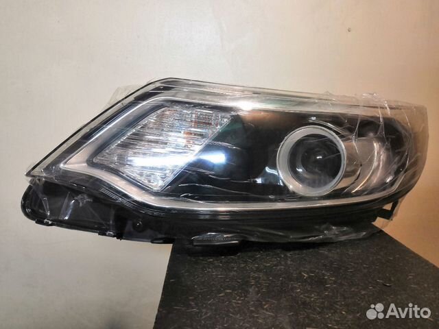 Фара Киа Рио 3 (15-17г)