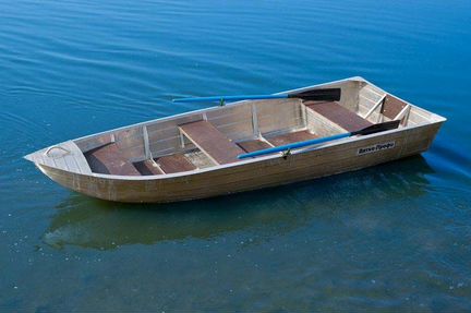 Лодка из алюминия Вятка Профи 32