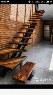 Металлическая лестница