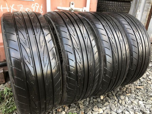Yokohama Advan Fleva V701 225/45 R19 96W