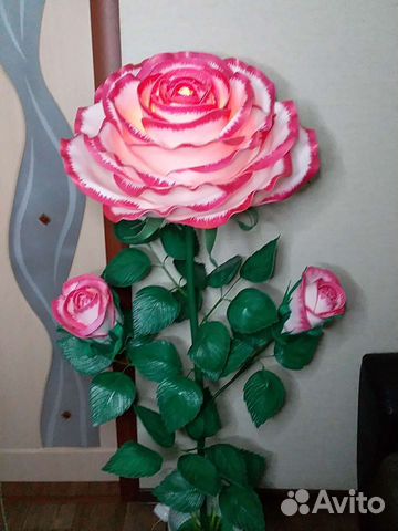 Розы из изолона(светильник)