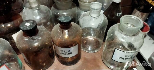 Винтажные медицинские банки (ретро)