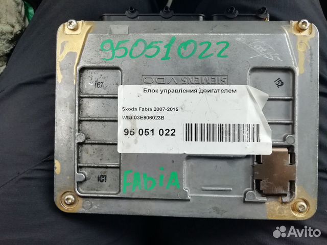 Блок управления двигателем Шкода фабиа 1,2