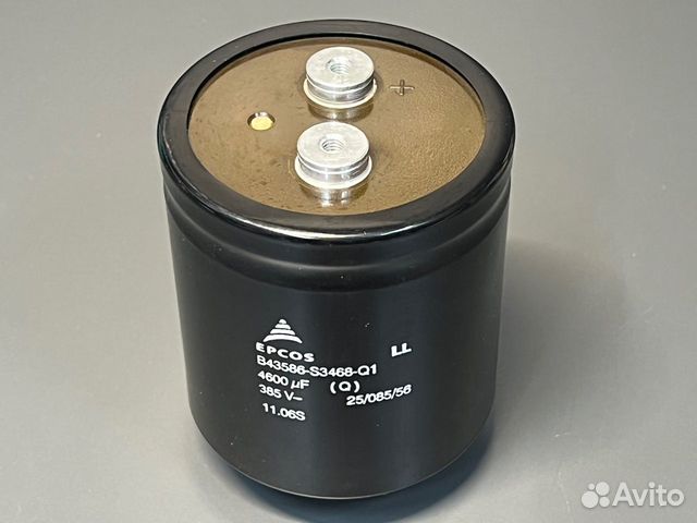 Epcos B43586-S3468-Q1 Конденсаторы, новые, 9 шт