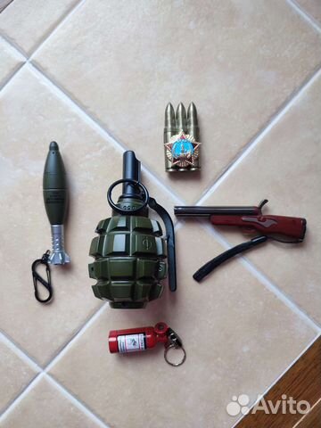 Набор коллекция зажигалок 5 шт. военная тема