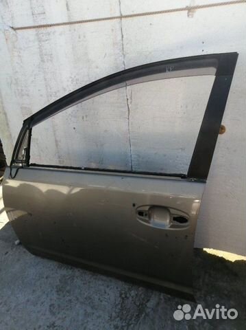 Дверь передняя левая Toyota Prius NHW20