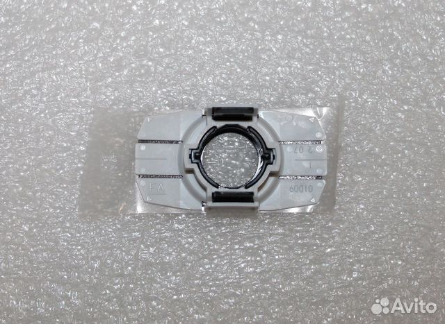 Lexus ES Крепление парктроника Новое 2018-2023