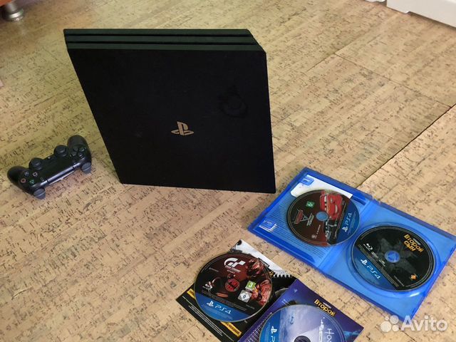 Sony PS4 pro 1tb описание