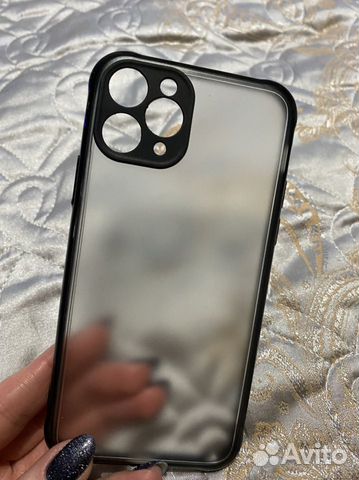 Чехлы и защитное стекло для 11 PRO