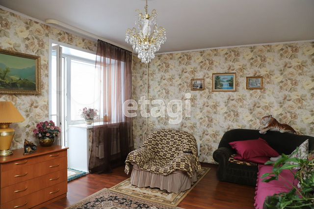 3-к. квартира, 75 м², 5/9 эт.