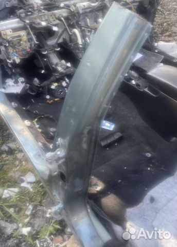 Левая средняя часть стойка Камри 40 Toyota Camry