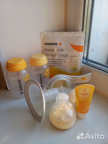 Молокоотсос medela ручной
