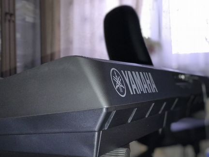 Синтезатор Yamaha PSR-E453