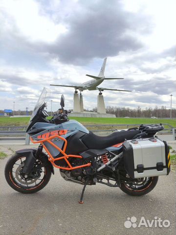 KTM 1050 adventure