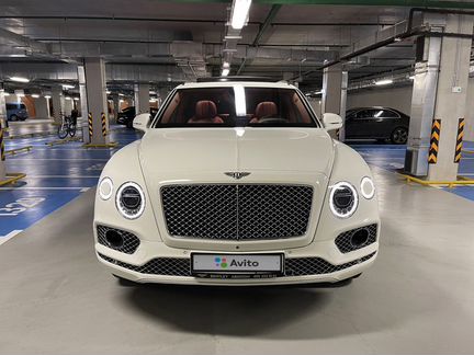 Bentley Bentayga, 2016