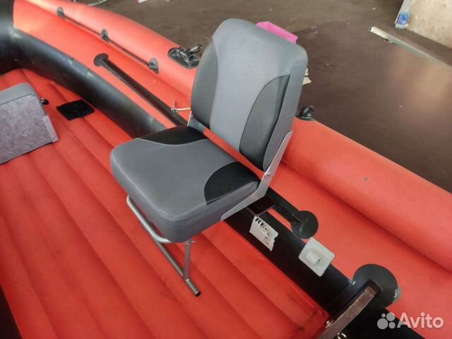 Мягкое кресло в лодку или катер