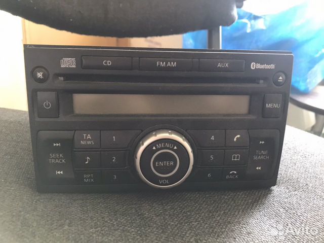 Продам штатную автомагнитолу