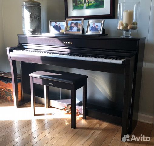 Цифровое пианино Yamaha + Аксессуары