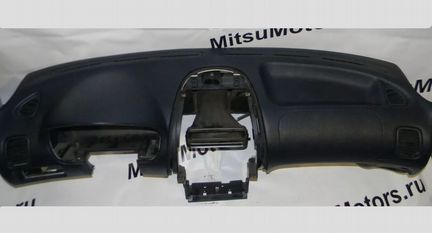 Накладка панели приборов торпедо Carisma MR913019