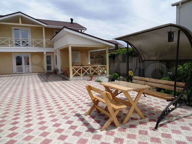 Комната 18 м² в 7-к., 2/2 эт.