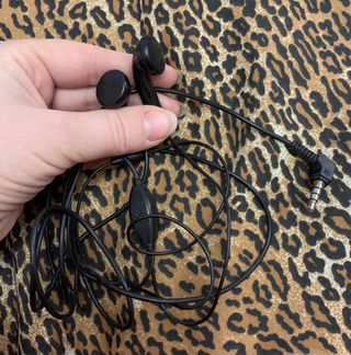 Наушники Alcatel проводные