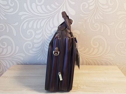 Кожаный мужской портфель Dr. Koffer