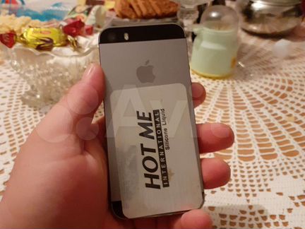 Телефон iPhone