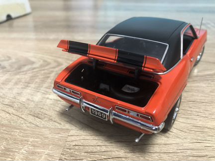 Модель Chevrolet Camaro Z28 Franklin Mint