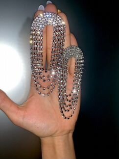 Серьги со стразами