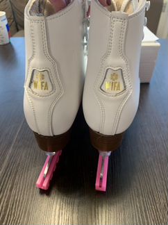 Коньки vifa 34 размер