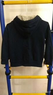 Толстовка на меху uniqlo 7-8л