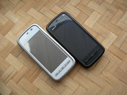 Nokia 5800 5228 с новой батареей