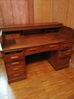 Стол бюро для кабинета