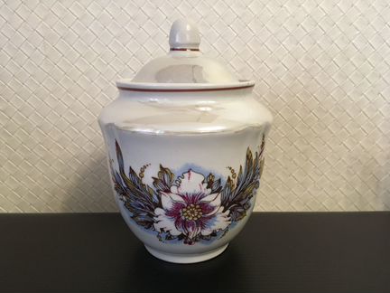 Молочник и сахарница