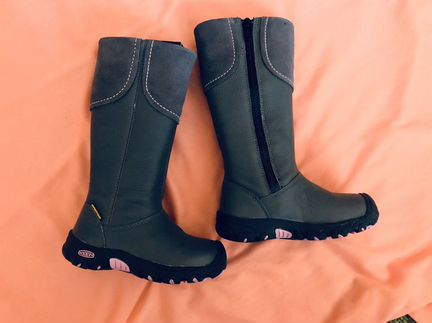 Новые кожаные сапоги Keen 25-26 рр