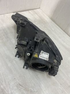 Правая фара Audi A4 b8 дефект