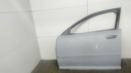 Стекло боковой двери левое переднее Audi A8 (D3)