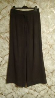 Модный и изысканный,стильный и элегантный костюм