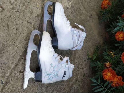 Коньки белые для девочки 18,4 см