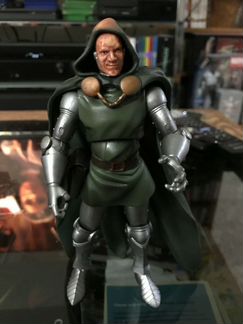 Фигурка Доктора Дума. Dr. Doom. Hasbro