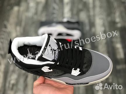 Nike AIR Jordan 4